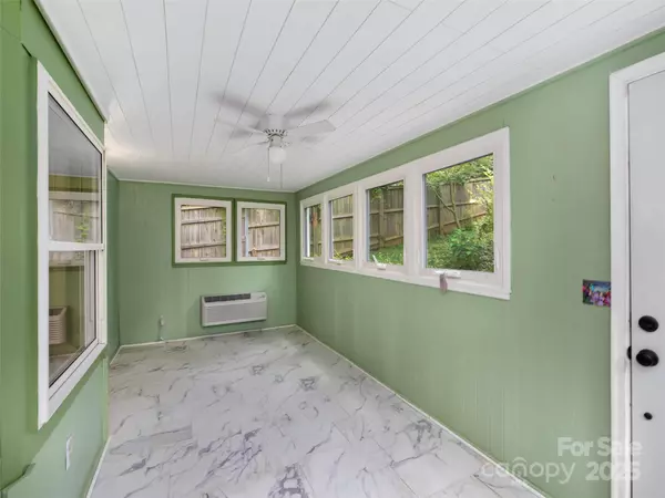 Asheville, NC 28803,64 Mountain Site LN