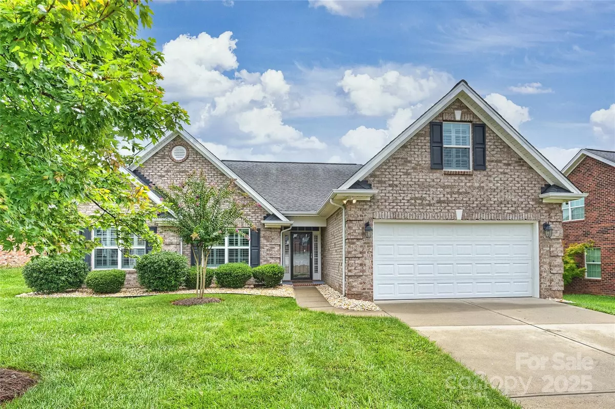 Monroe, NC 28110,5205 Sustar DR