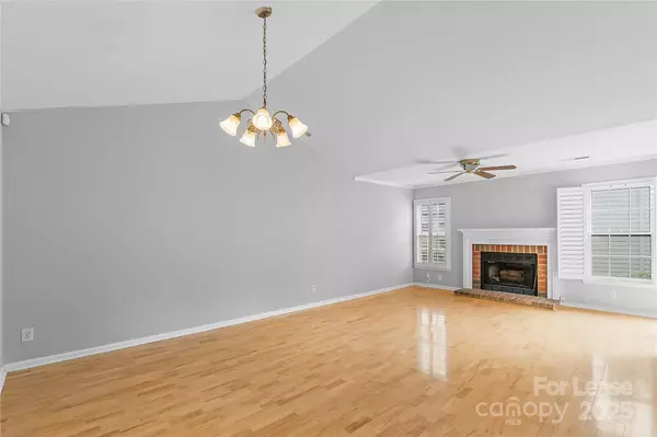 Charlotte, NC 28209,3224 Selwyn Farms LN