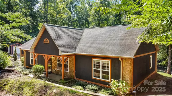 Columbus, NC 28722,872 Hayes RD