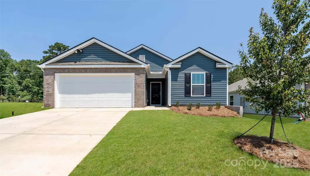 10 Callie River CT, Clyde, NC 28721