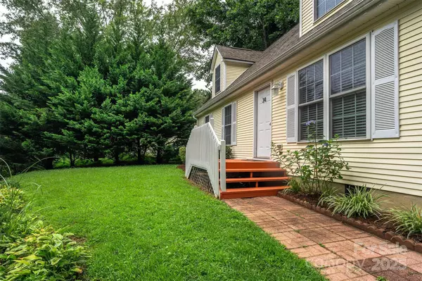 Weaverville, NC 28787,34 East ST