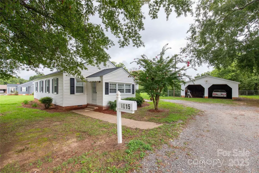 1015 Grace AVE, Lancaster, SC 29720
