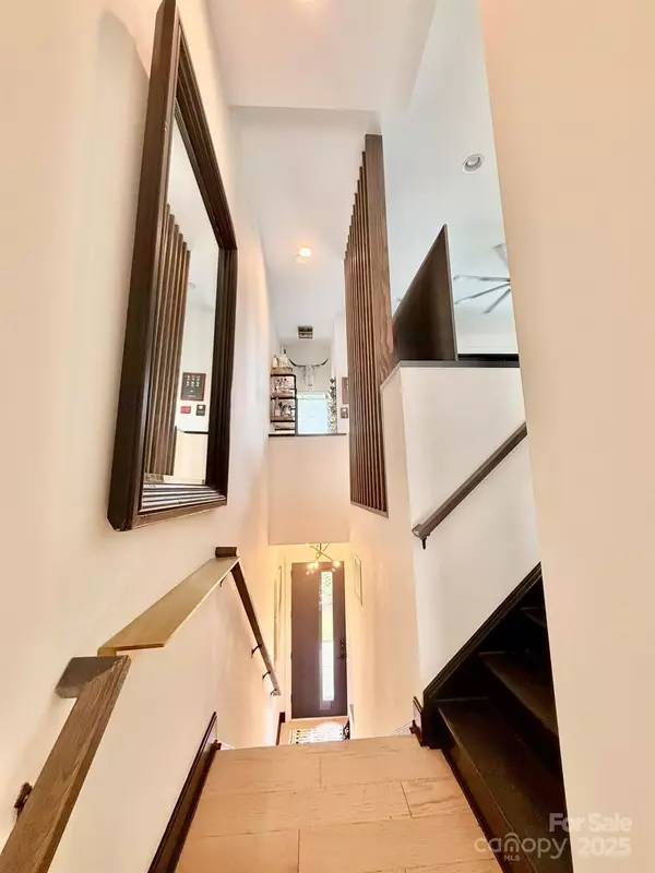 Charlotte, NC 28205,1005 Zinc LN