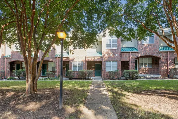 222-50 S Torrence ST, Charlotte, NC 28204