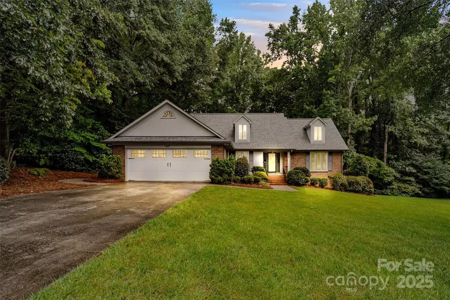 4217 Old Forge DR, Gastonia, NC 28056