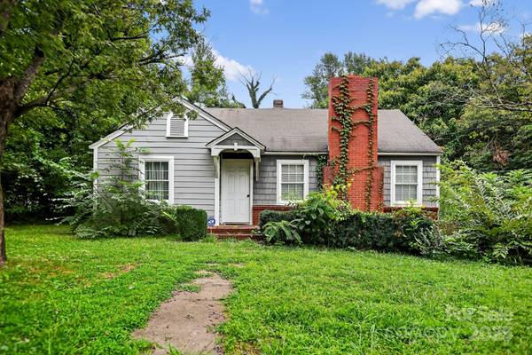 1226 Plaza ST NW, Lenoir, NC 28645