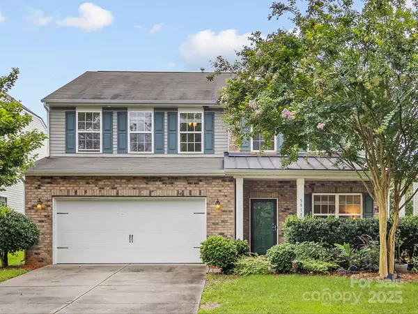 5918 Kelyn Hills DR, Charlotte, NC 28278