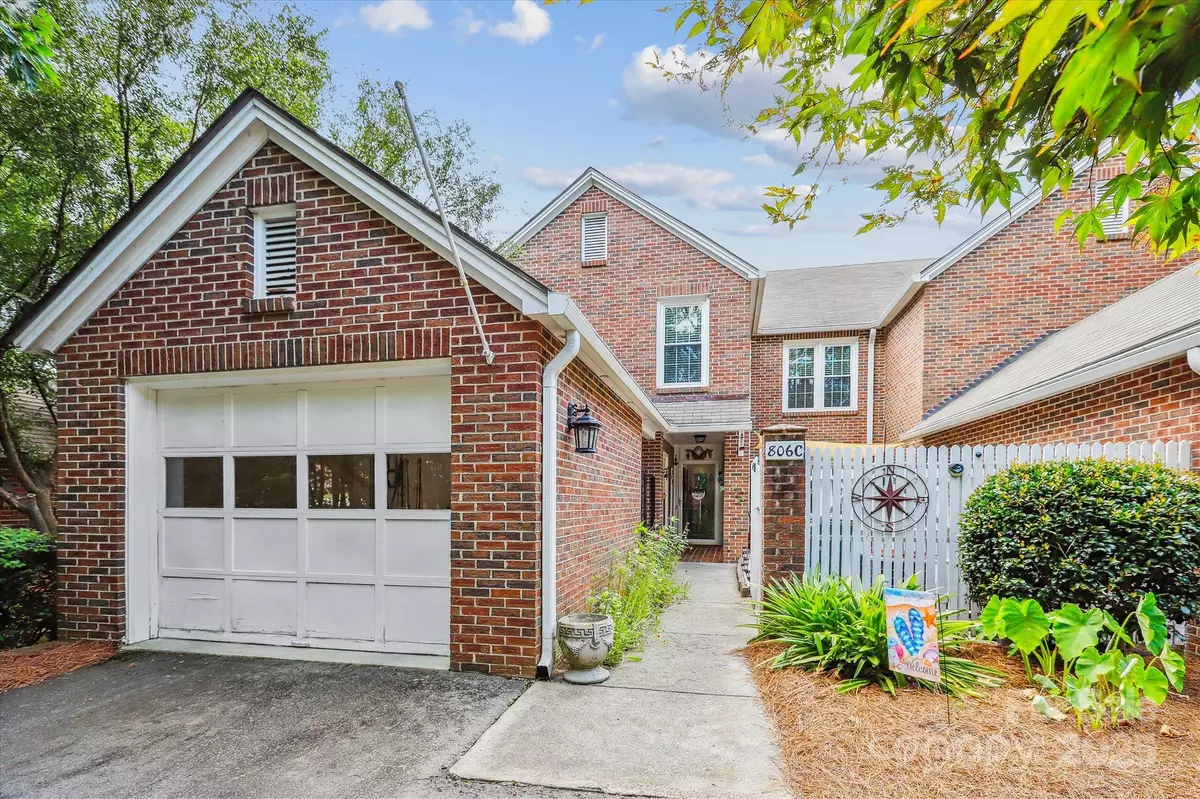 Monroe, NC 28112,806 Colony Oaks DR