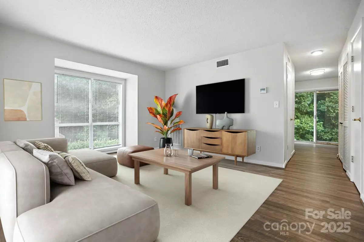 Gastonia, NC 28054,1101 Surry LN