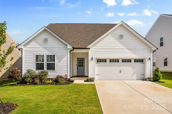 126 Forbes LN, Troutman, NC 28166