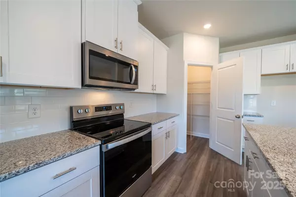 Fort Mill, SC 29708,290 Tiger Lily DR