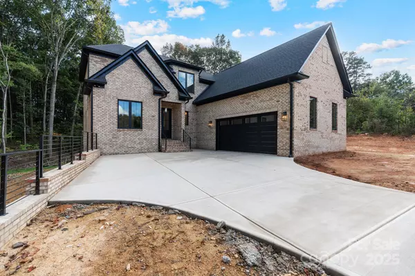 Monroe, NC 28110,3204 Chancellor LN