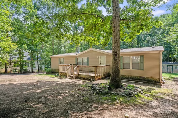 Maiden, NC 28650,3903 Benny Shrum LN