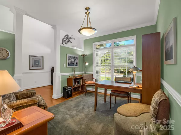 Hickory, NC 28601,2137 6th ST NW