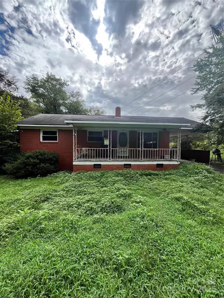 1908 Mayberry RD, Dallas, NC 28034
