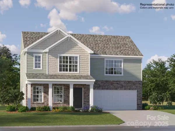 1807 River Crossing LN, Edgemoor, SC 29712