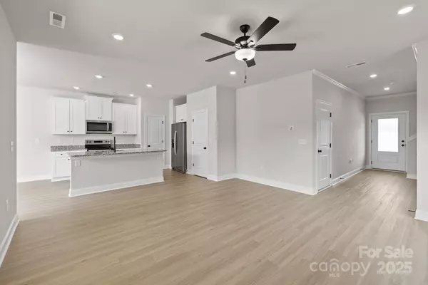Charlotte, NC 28215,7124 Jerimoth DR