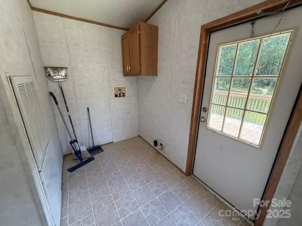 Lawndale, NC 28090,1017 Warlick RD