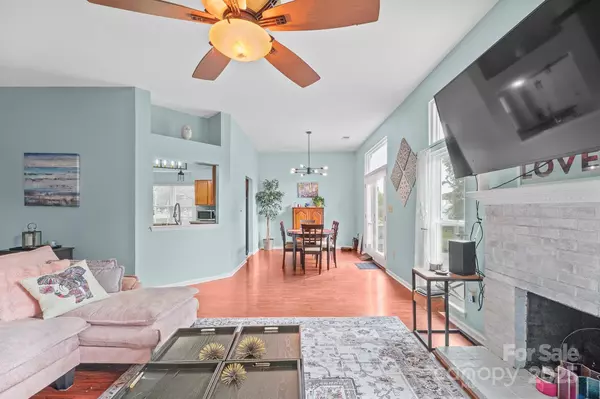 Harrisburg, NC 28075,8525 Indian Summer TRL