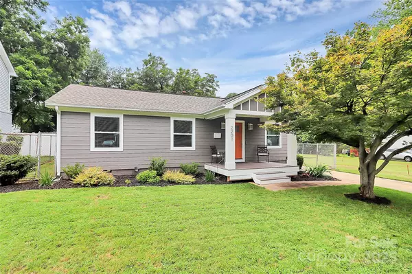 2201 Edison ST, Charlotte, NC 28206