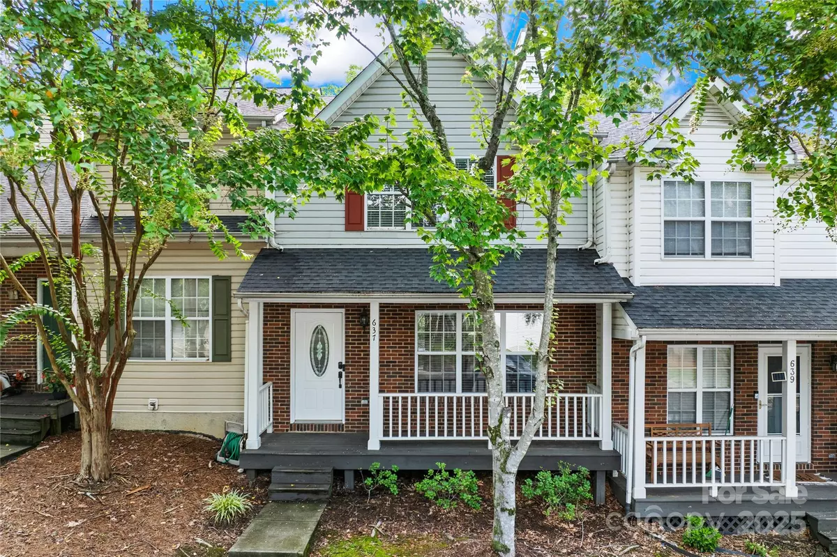 Charlotte, NC 28262,637 Mountainwater DR