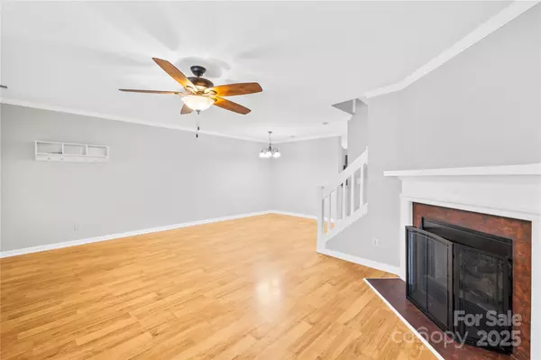 Charlotte, NC 28262,637 Mountainwater DR