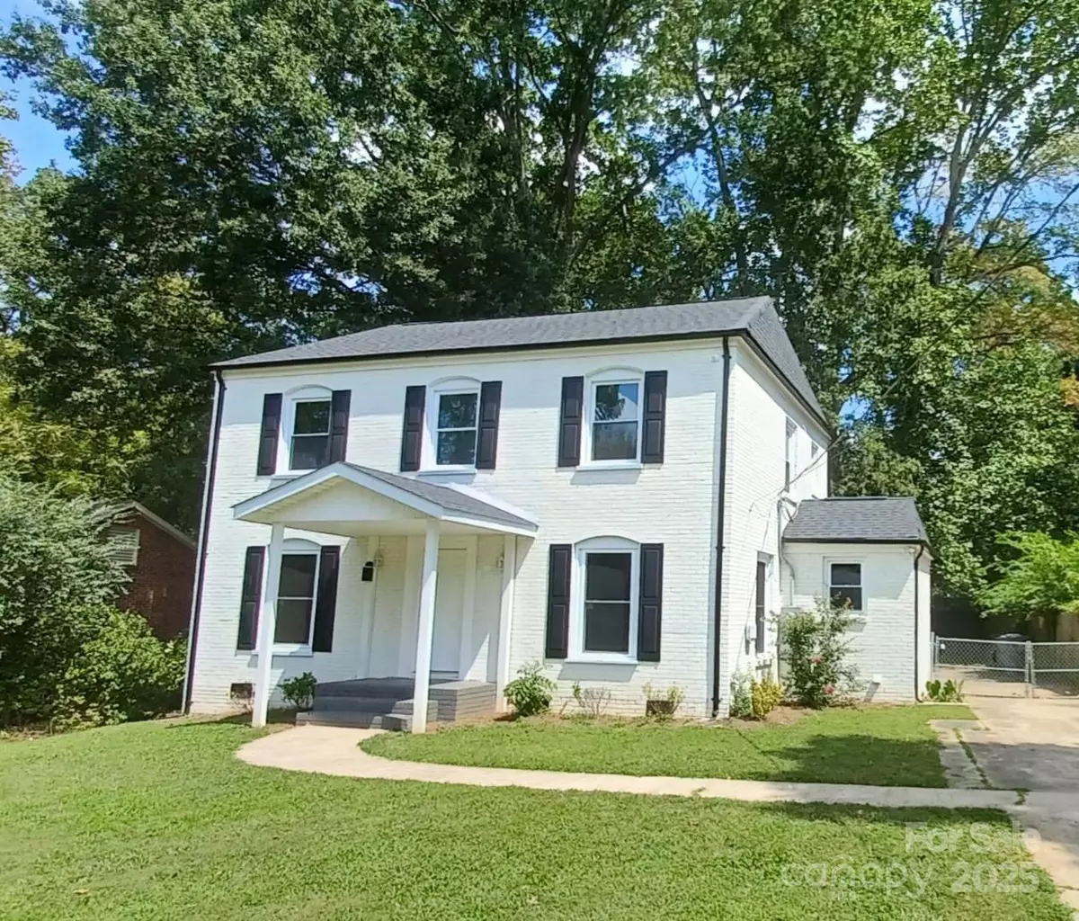 Charlotte, NC 28215,5717 Ruth DR