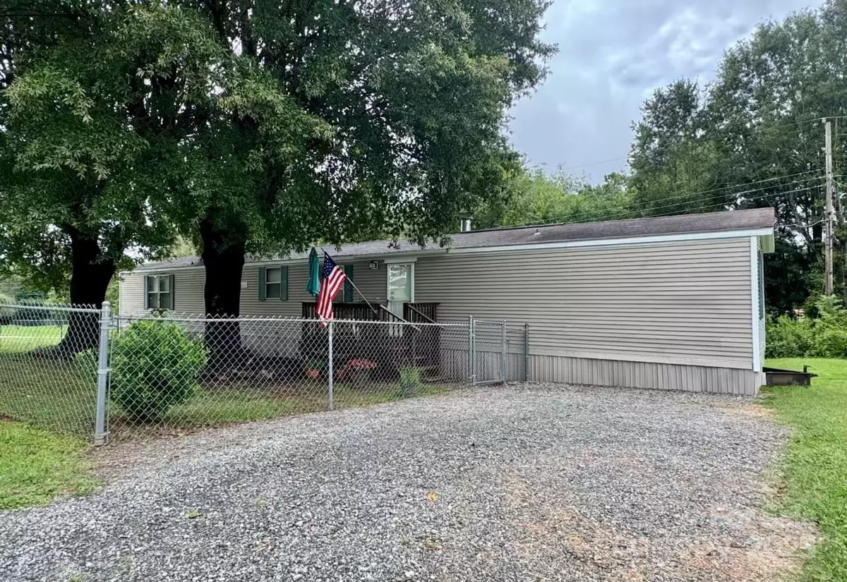 Forest City, NC 28043,160 Sunset Memorial RD