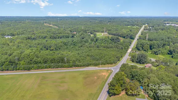 Sherrills Ford, NC 28673,000 Slanting Bridge RD