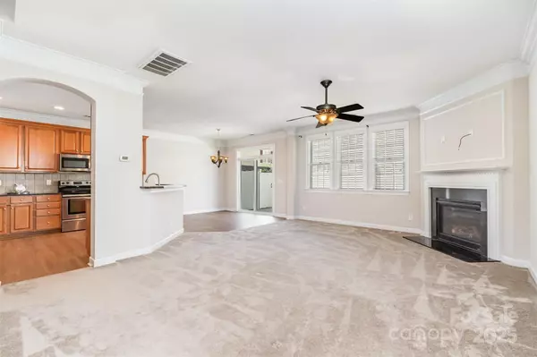 Charlotte, NC 28277,5520 Allison LN