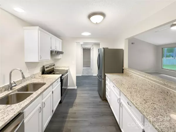 Charlotte, NC 28273,2222 Merimac DR