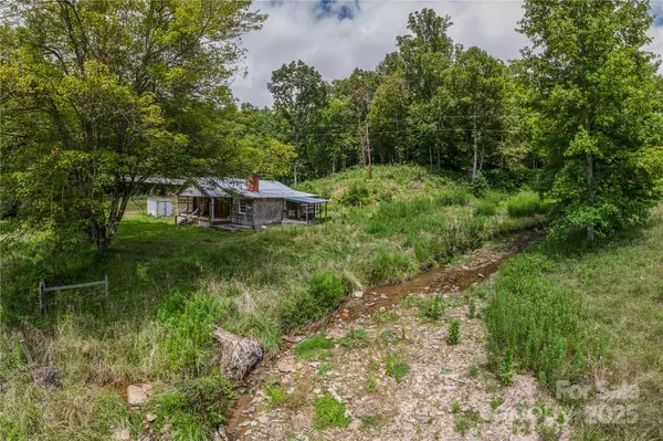 Fairview, NC 28730,1221 Brush Creek CIR