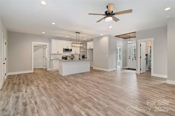 Chester, SC 29706,2434 Wo Gladden RD