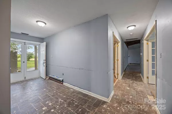 Cleveland, NC 27013,1650 Third Creek Church RD