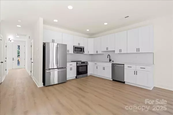 Charlotte, NC 28208,2510 Elmin ST