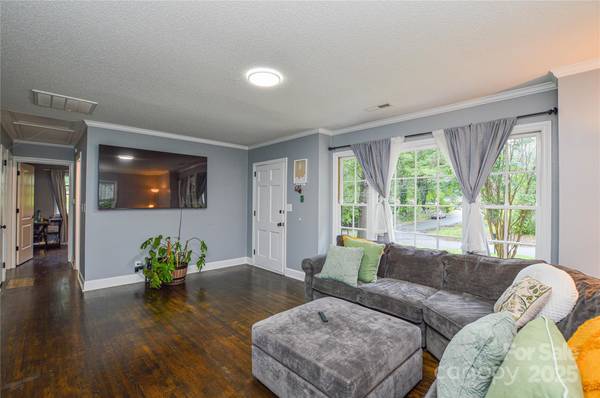 Gastonia, NC 28052,110 Mauney CIR