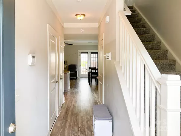 Taylors, SC 29687,200 Button Willow ST