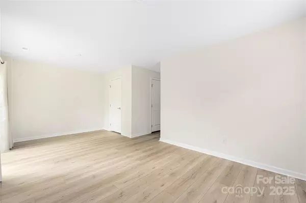 Charlotte, NC 28208,3120 Beeler LN