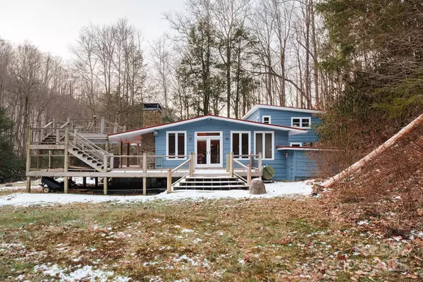 Hayesville, NC 28904,36 Dream Catcher CV