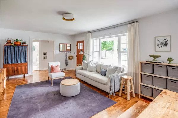 Waynesville, NC 28786,55 Woodland DR