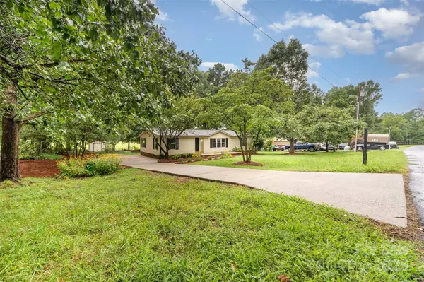 Mooresville, NC 28115,155 Springdale Acres DR