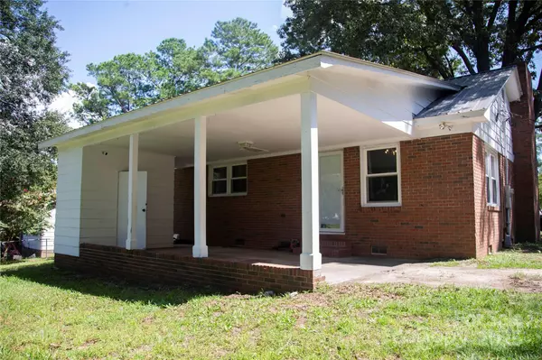 Rockingham, NC 28379,1611 Summit DR