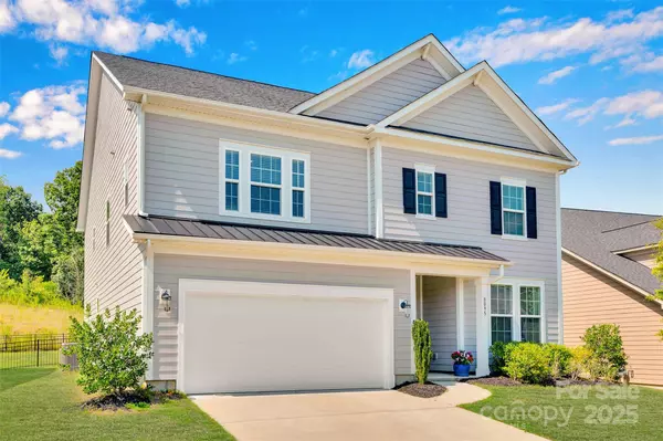 Denver, NC 28037,8095 Woodline LN