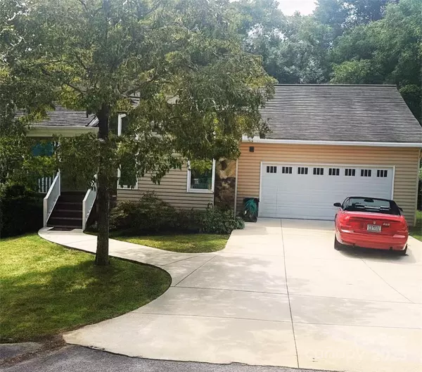 31 Lela Johnson LN #5, Asheville, NC 28803