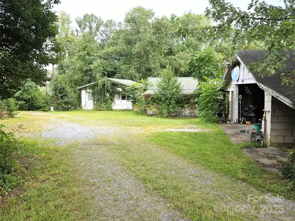 Mills River, NC 28759,4184 Haywood RD