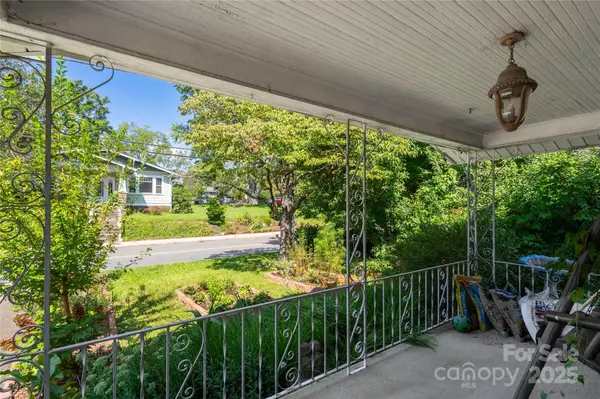 Asheville, NC 28806,56 Brevard RD