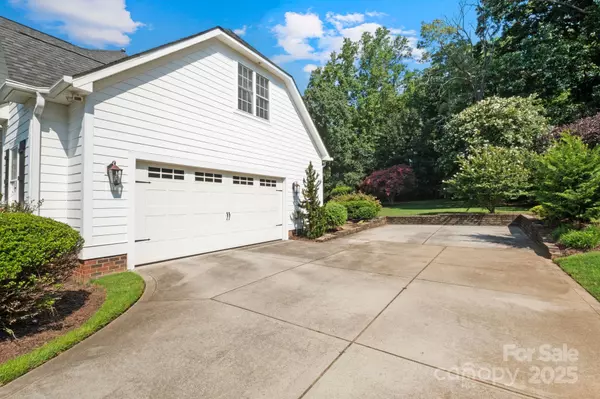 Mooresville, NC 28115,146 Clover Bank RD