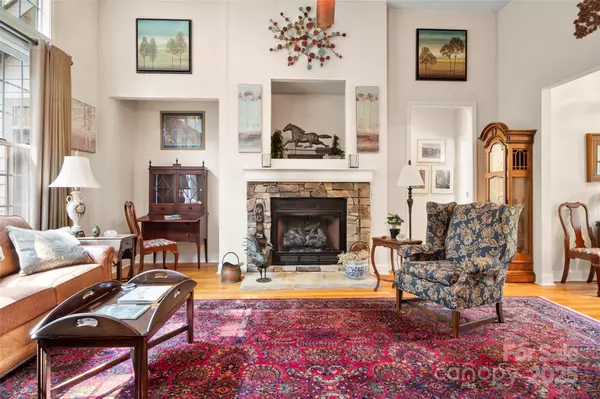 Tryon, NC 28782,147 Bridge LN #5