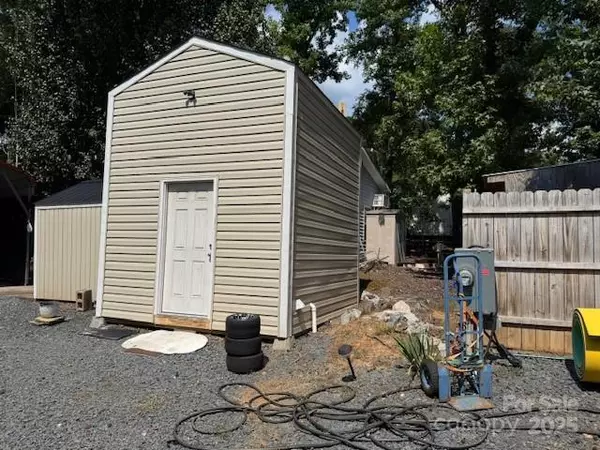 Mount Gilead, NC 27306,114 Redwood TRL